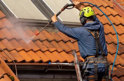 Démoussage et hydrofuge de toiture à Clarbec